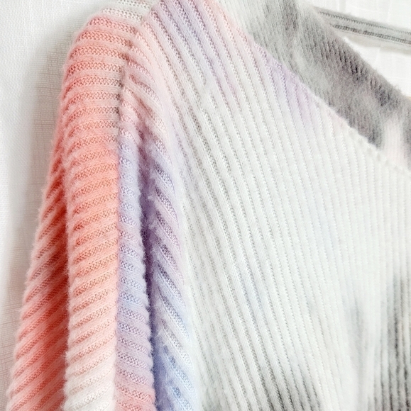 Flirtitude Active Athleisure Open Back Tie Dye Women's Sweatshirt Plus Size XXL - Picture 3 of 7